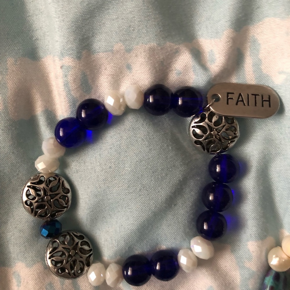 Beautiful, handmade bracelets by me. - Picture 2 of 7